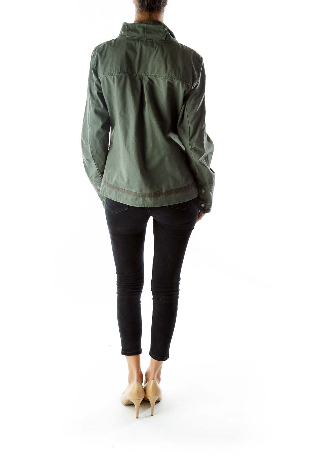 Green Pocketed Buttoned Fitted Jacket