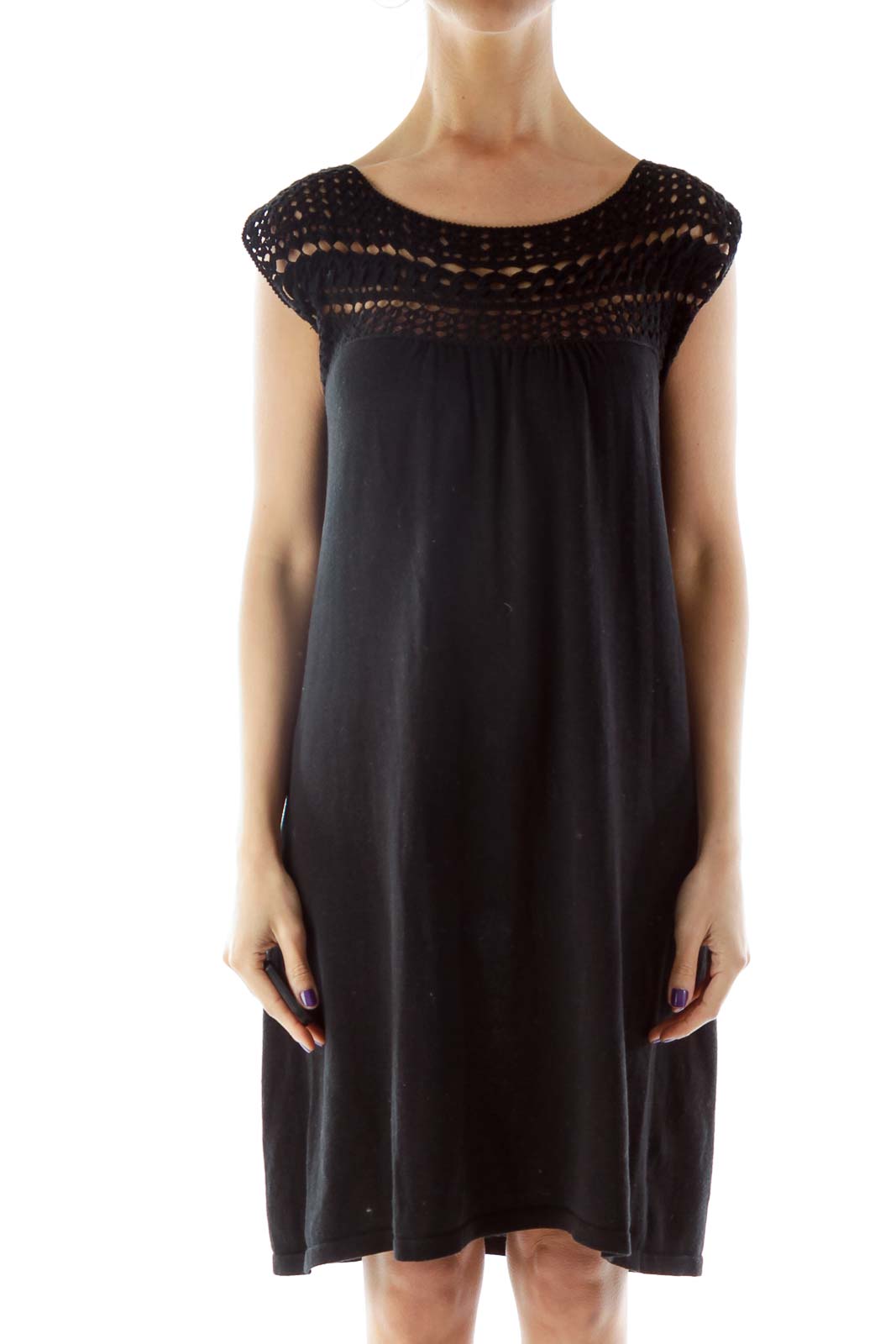 Shop Banana Republic clothing and handbags at SilkRoll. Trade with us!