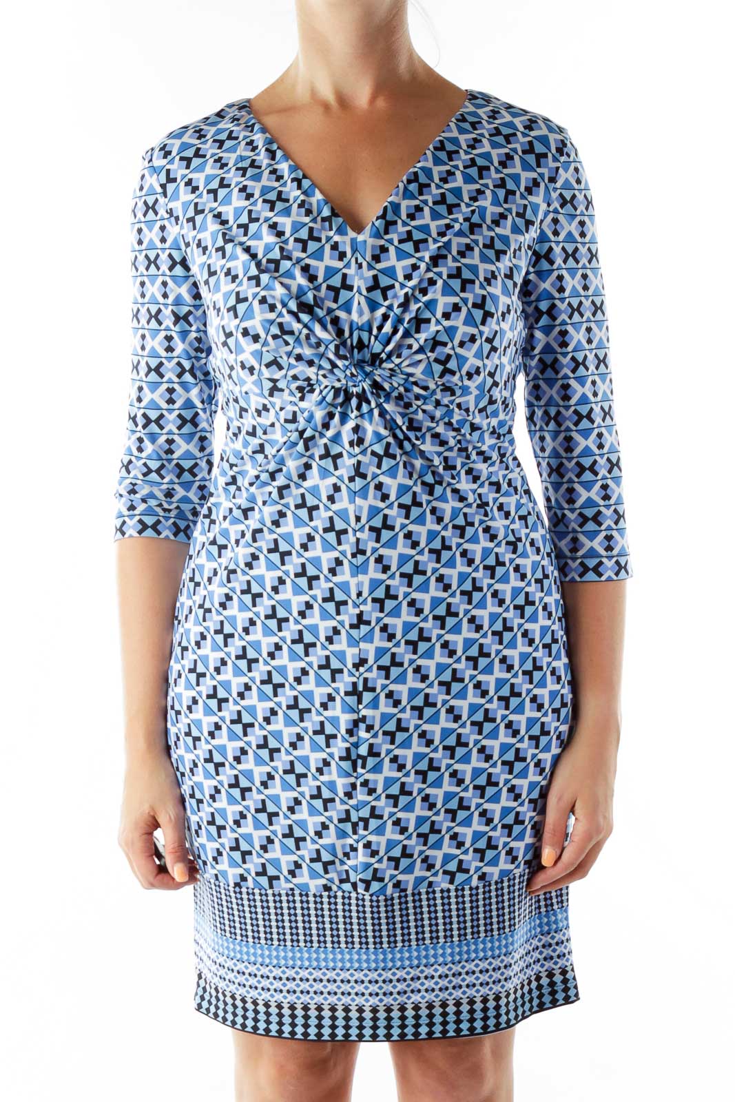 Shop Donna Morgan clothing and handbags at SilkRoll. Trade with us!