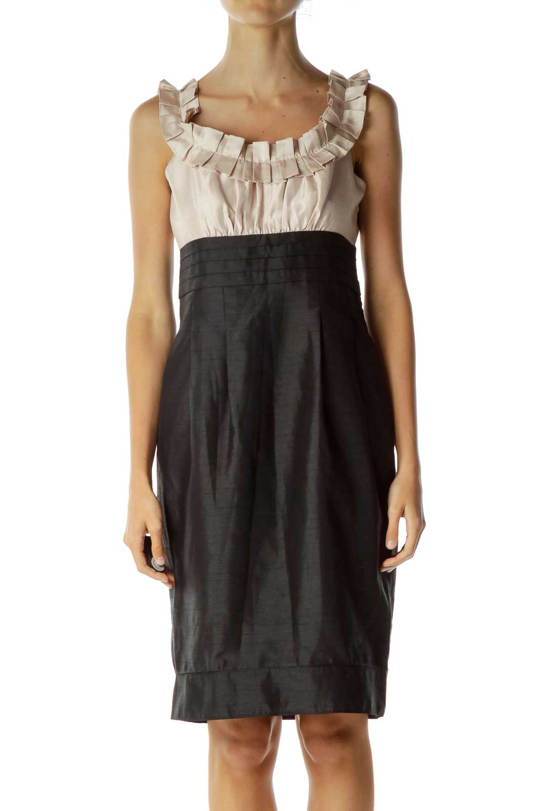 Shop Jessica Howard clothing and handbags at SilkRoll. Trade with us!