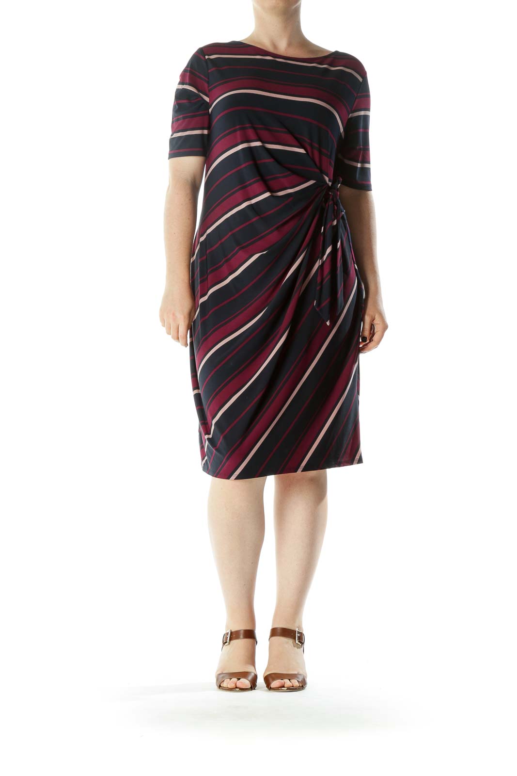Shop Ann Taylor clothing and handbags at SilkRoll. Trade with us!