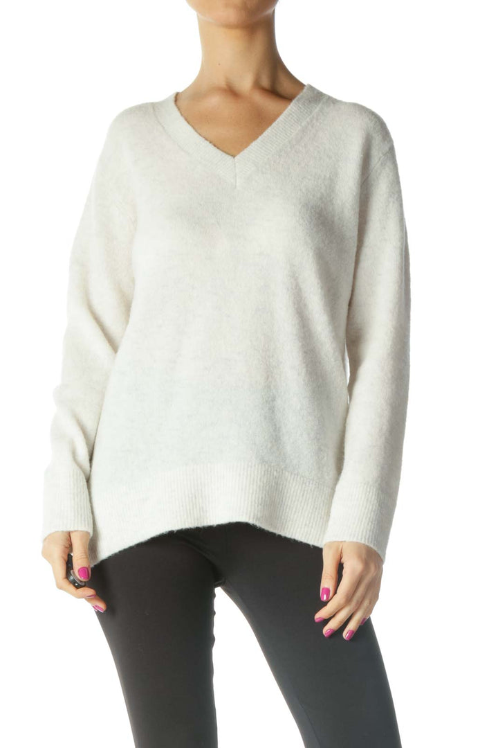 White Solid Casual Sweater