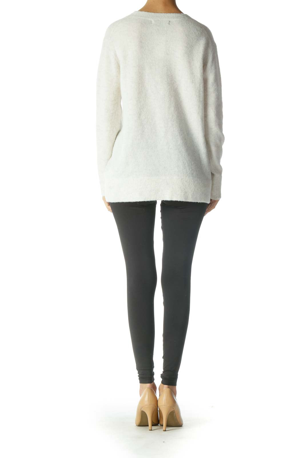 White Solid Casual Sweater