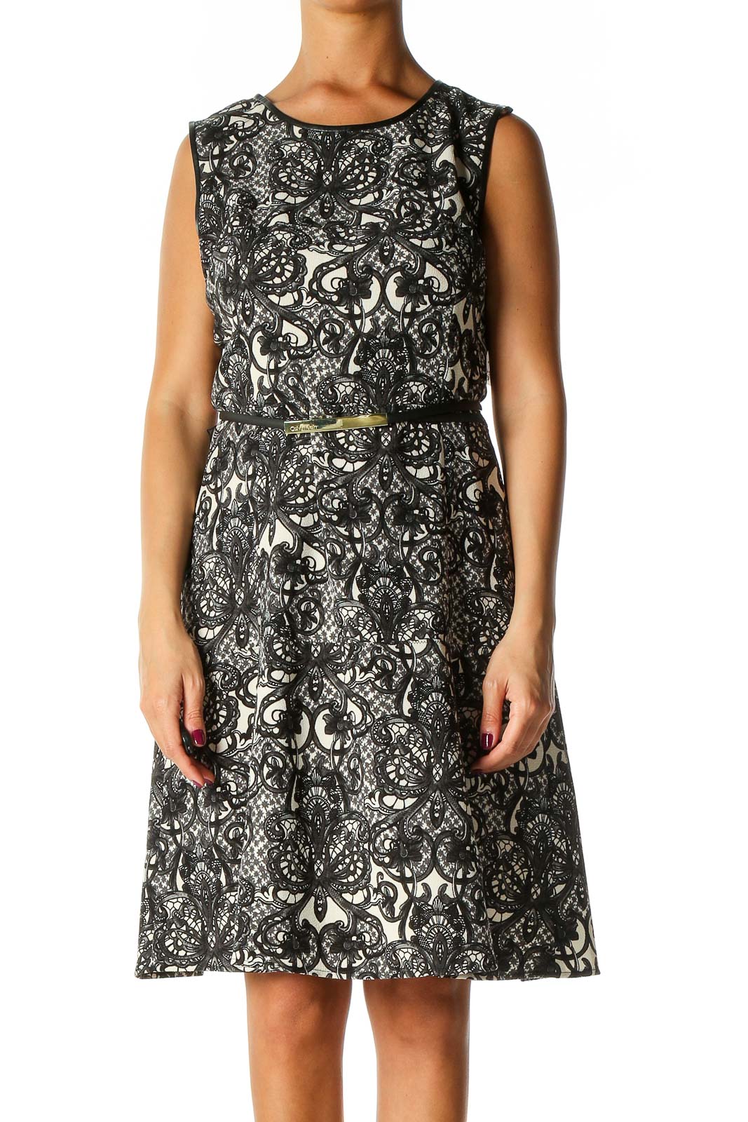Shop Calvin Klein clothing and handbags at SilkRoll. Trade with us!