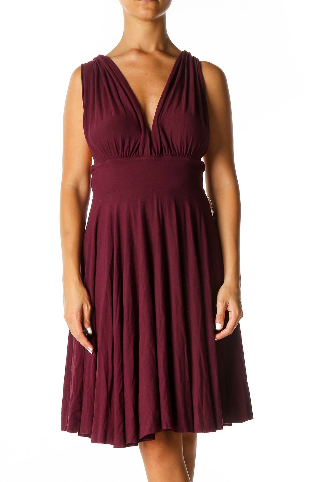 Shop White House Black Market clothing and handbags at SilkRoll. Trade with us!