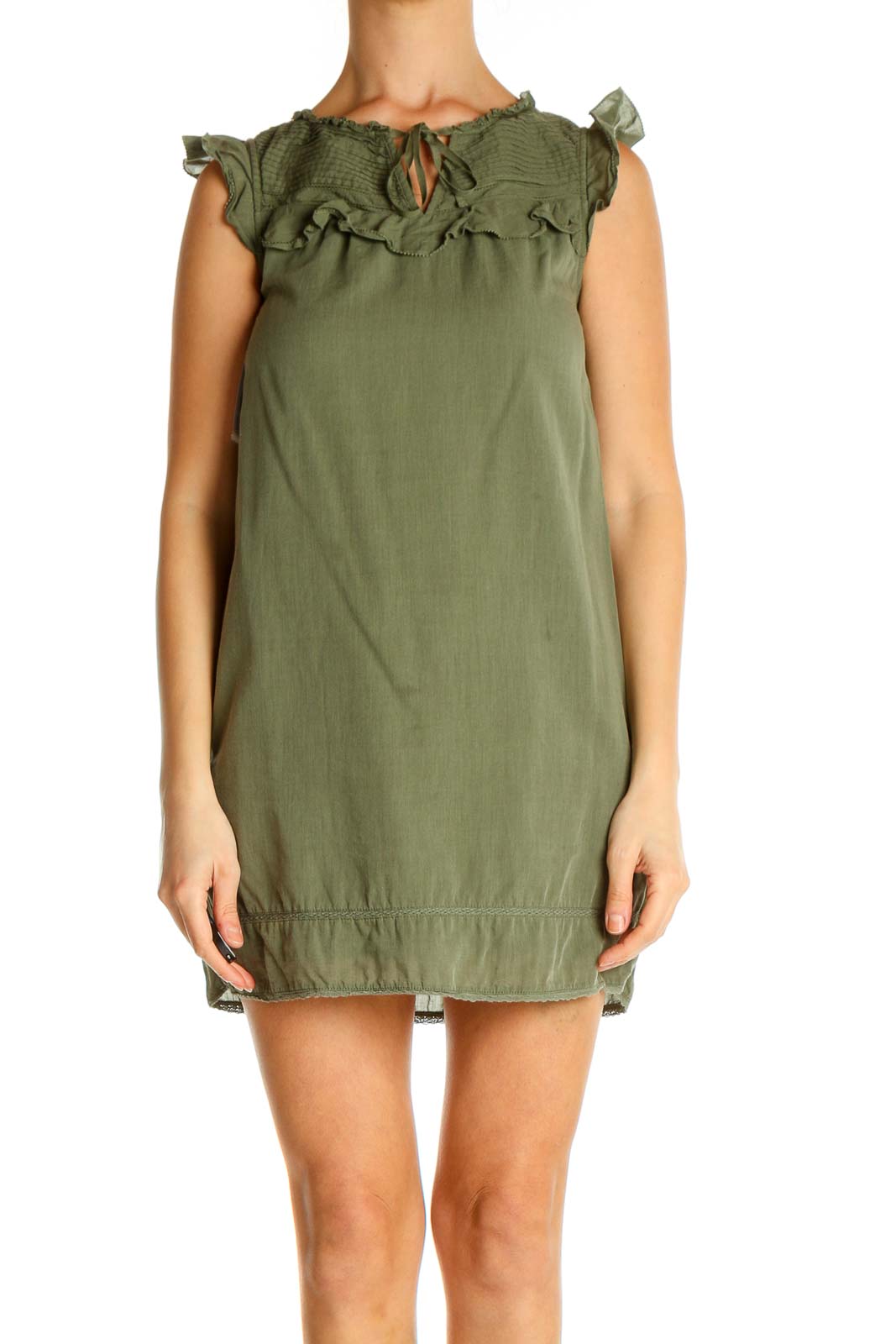 Shop Banana Republic clothing and handbags at SilkRoll. Trade with us!