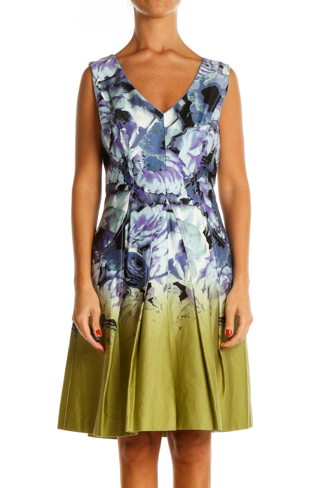 Shop Vince Camuto clothing and handbags at SilkRoll. Trade with us! Shop Vince Camuto clothing and handbags at SilkRoll. Trade with us!
