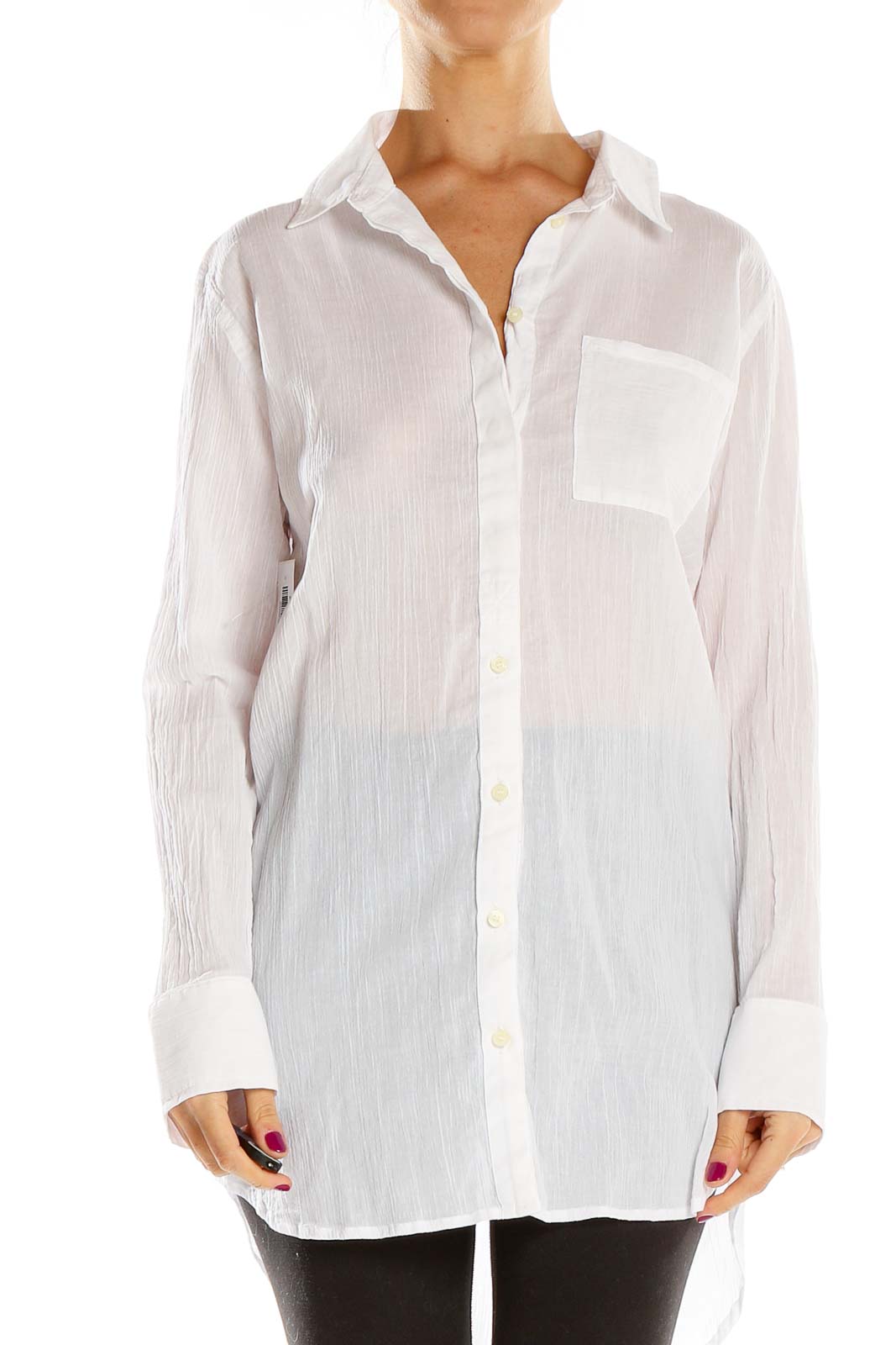 Front view of Treasure & Bond white cotton button-down shirt on model