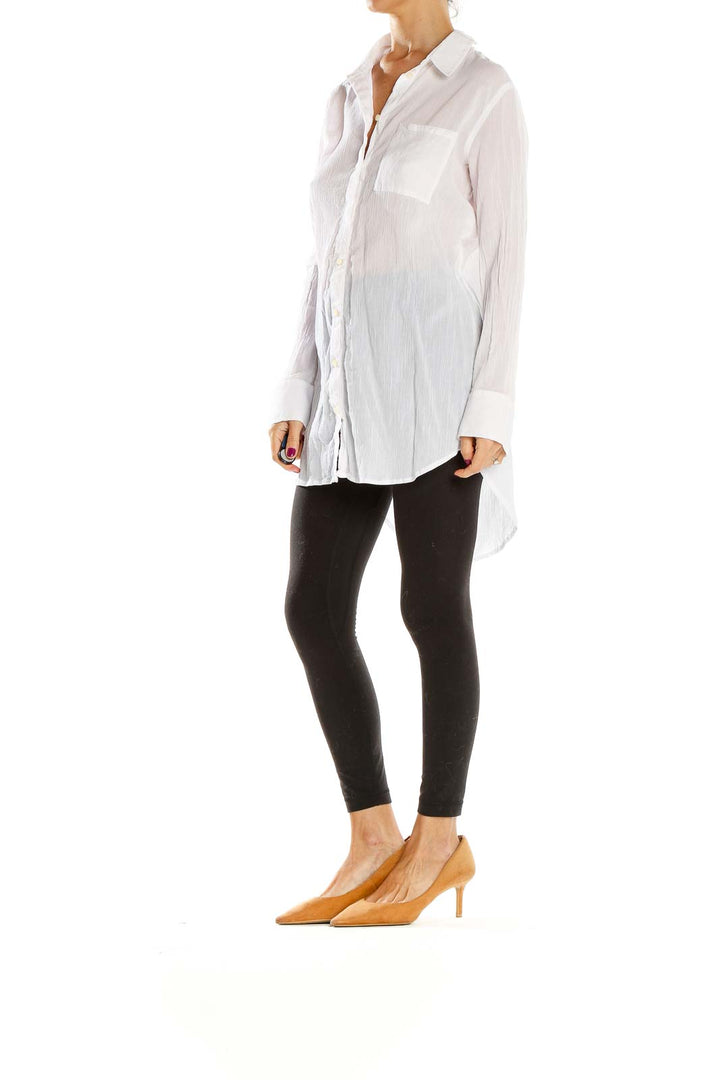 Front view of Treasure & Bond white cotton button-down shirt on model