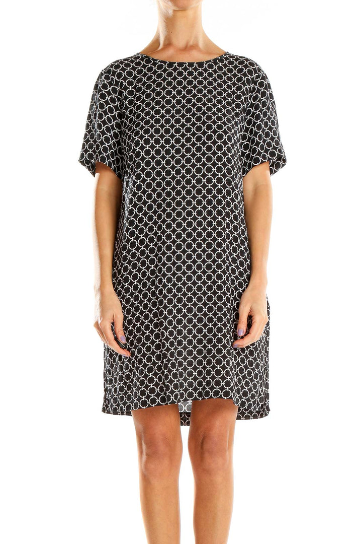 Front view of MICHAEL Michael Kors black geometric print shift dress