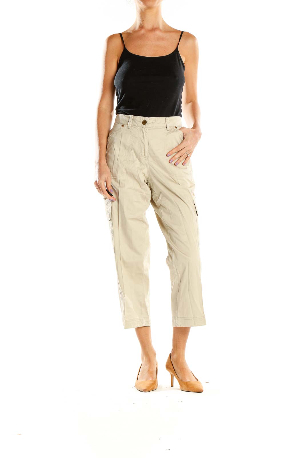 Front view of Cache beige cropped cargo pants on model