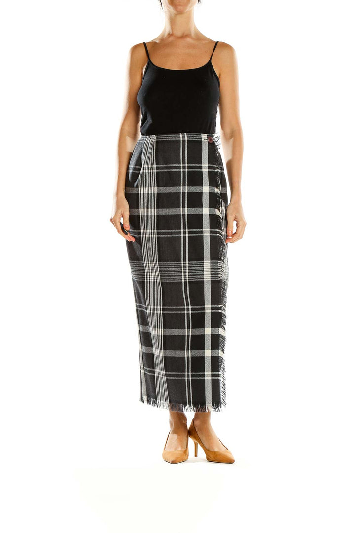 Front view of Adrienne Vittadini black and white plaid maxi skirt