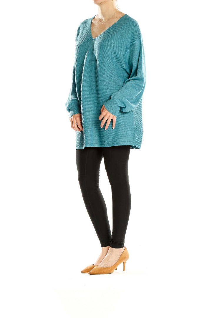 Front view of teal Ella Moss oversized V-neck ribbed sweater