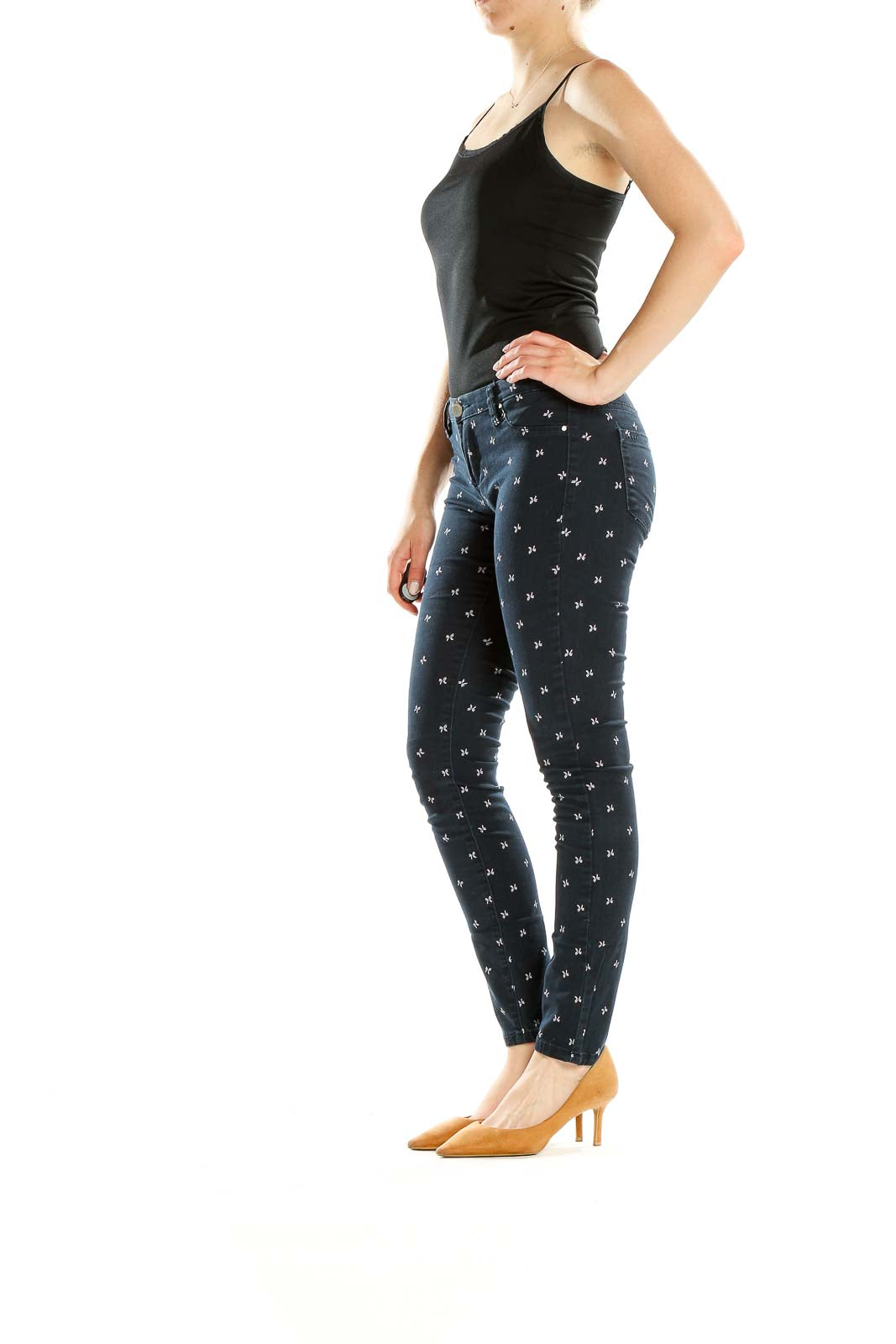 Front view of Blanknyc X Madewell navy skinny jeans with white pattern