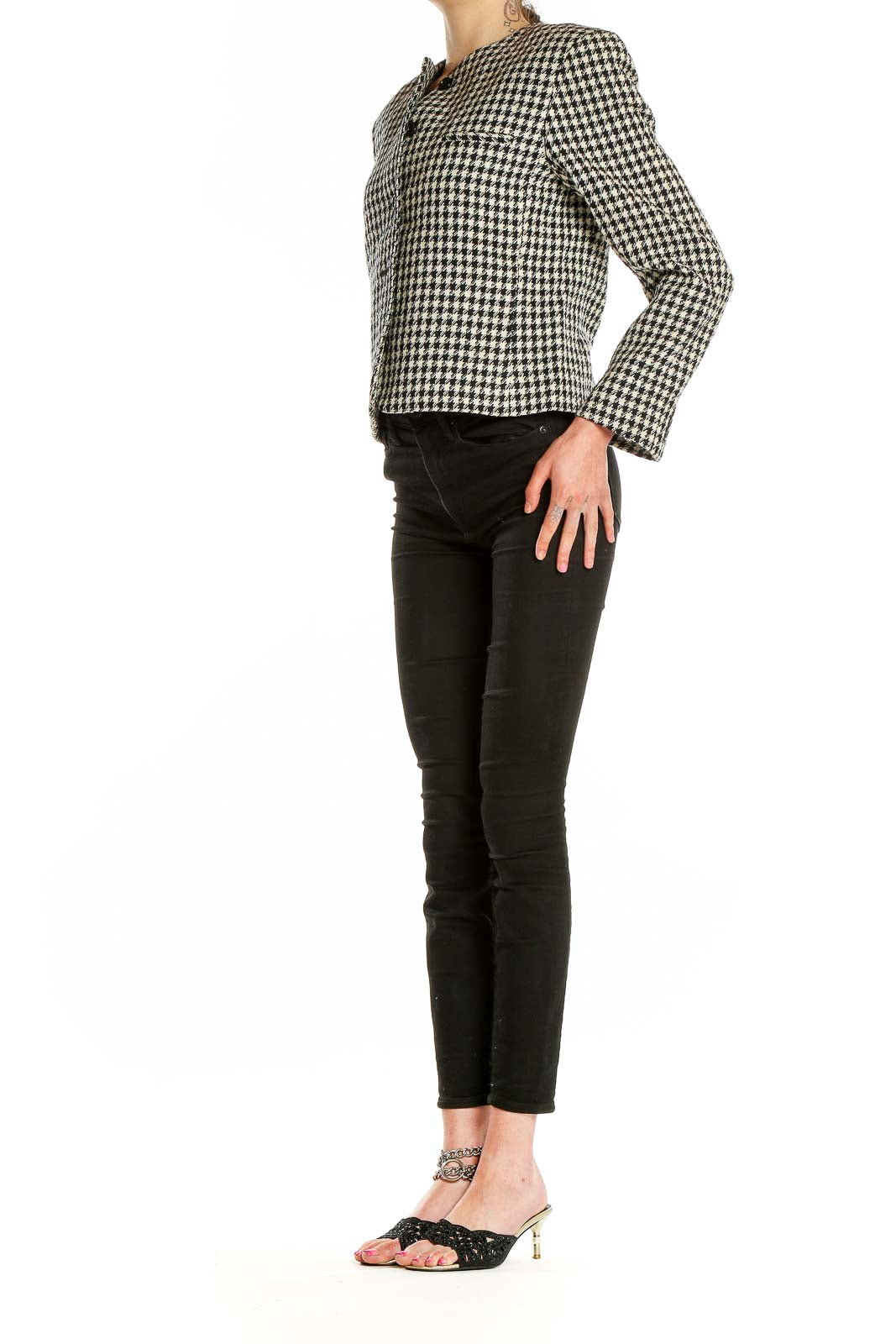 Front view of Evan Picone black and white houndstooth cropped jacket