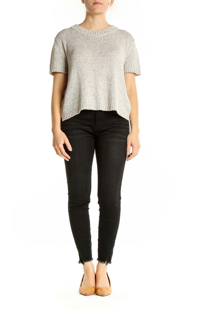Front view of Madewell gray short-sleeve knit sweater on model