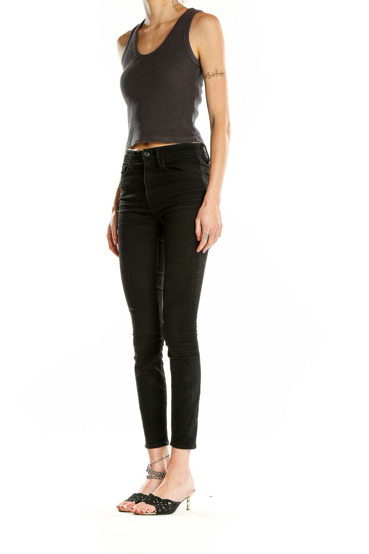 Front view of Madewell charcoal ribbed cropped tank top