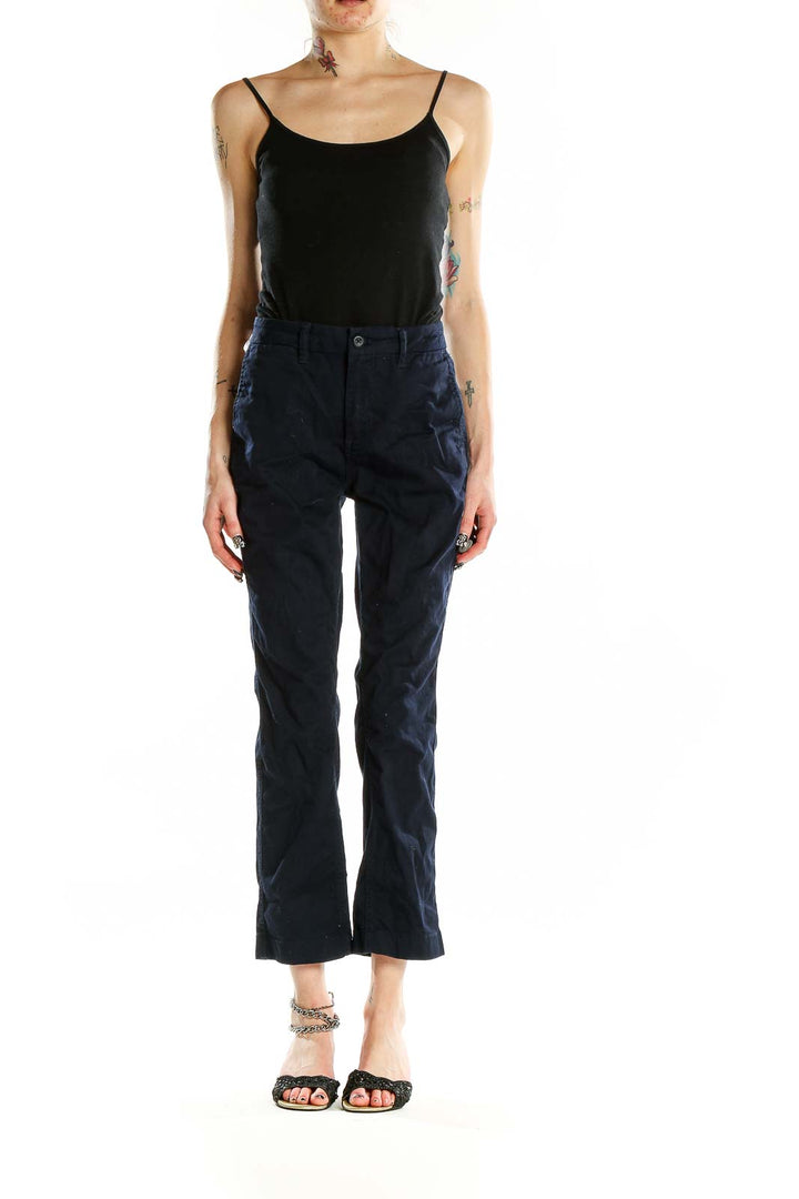 Front view of J.Crew navy cropped chino pants on model