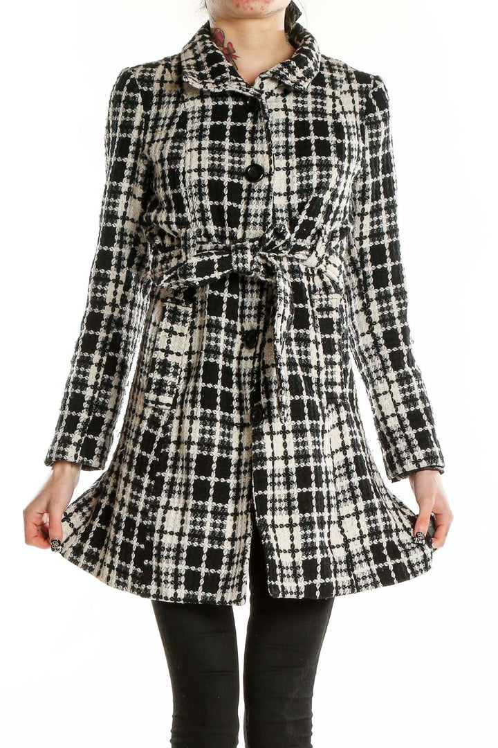 Front view of Love Stitch black and white plaid wool-blend coat with tie waist