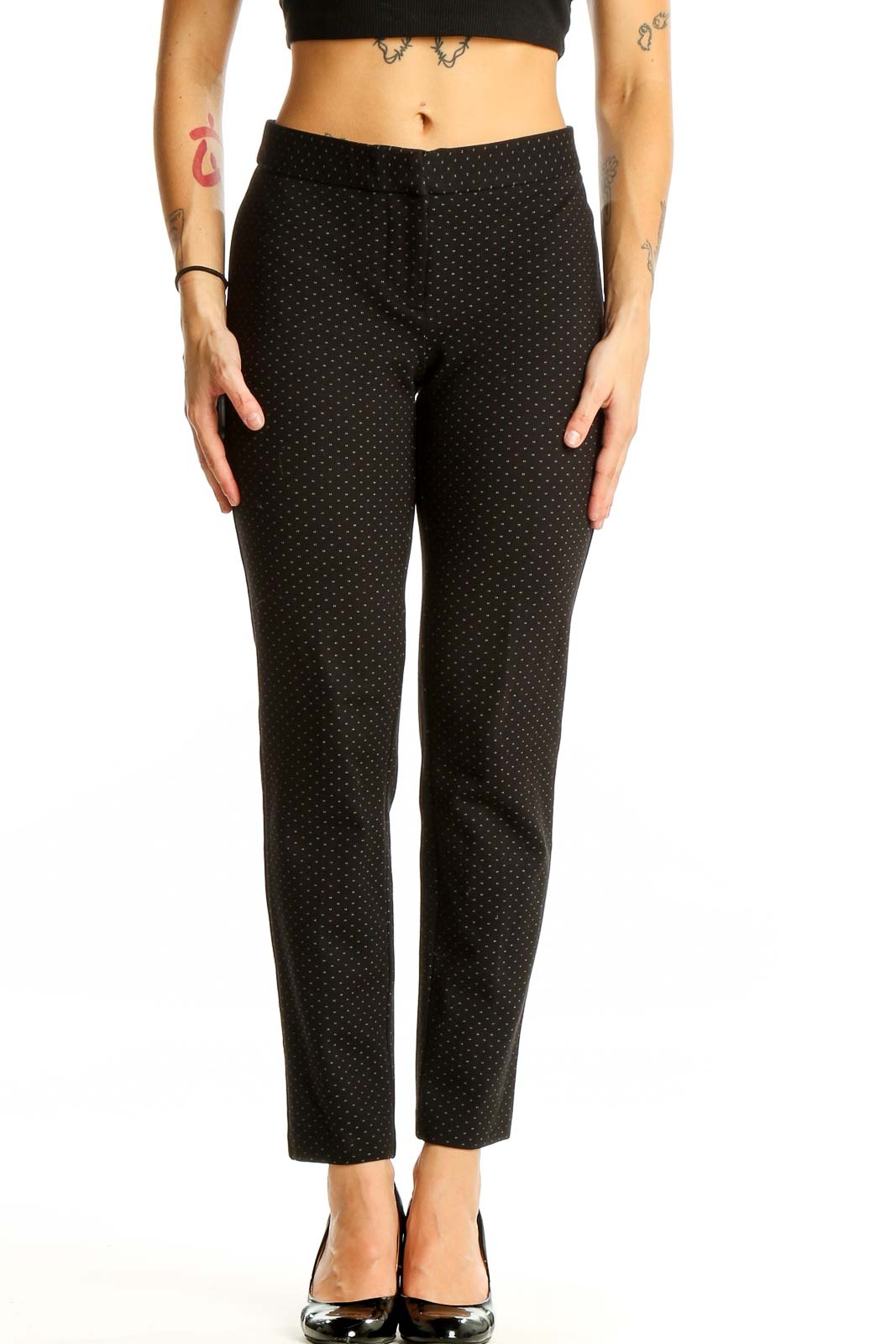 AMANDA + CHELSEA Black Polka Dot Slim Fit Trousers - Versatile Style SilkRoll AMANDA + CHELSEA Black Polka Dot Slim Fit Trousers - Versatile Style SilkRoll