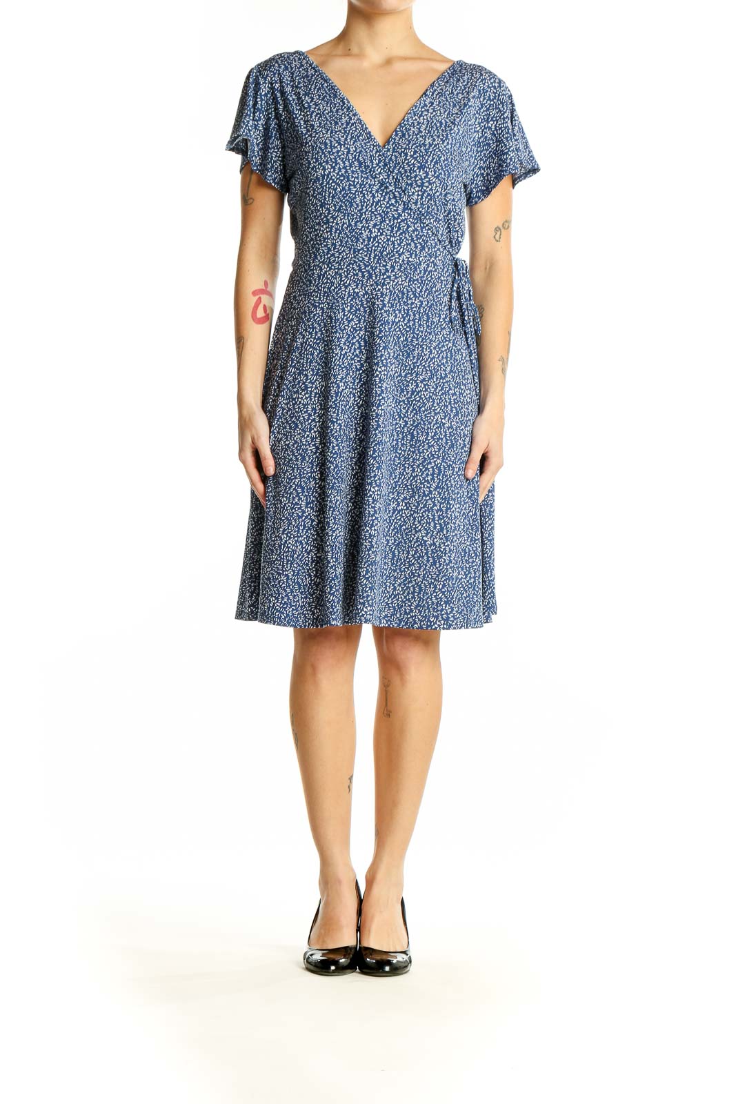 Front view of Kaileigh blue floral wrap midi dress with V-neckline and short sleeves