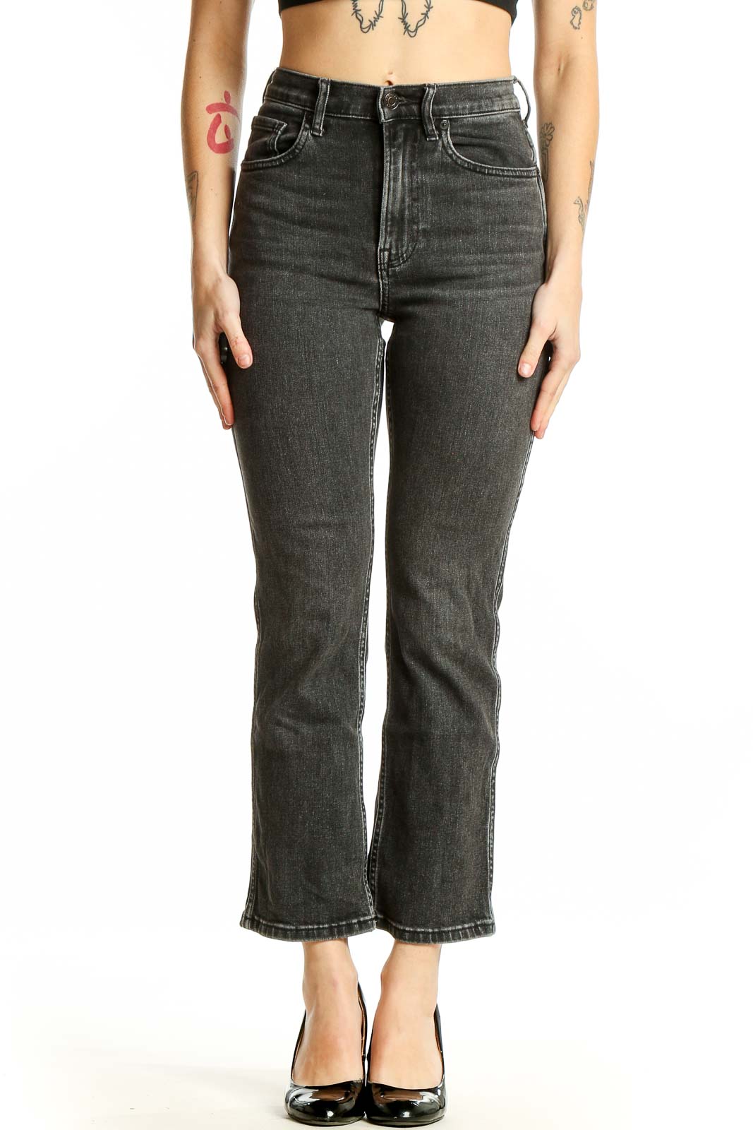 Front view of Everlane charcoal gray high-rise straight leg jeans on model