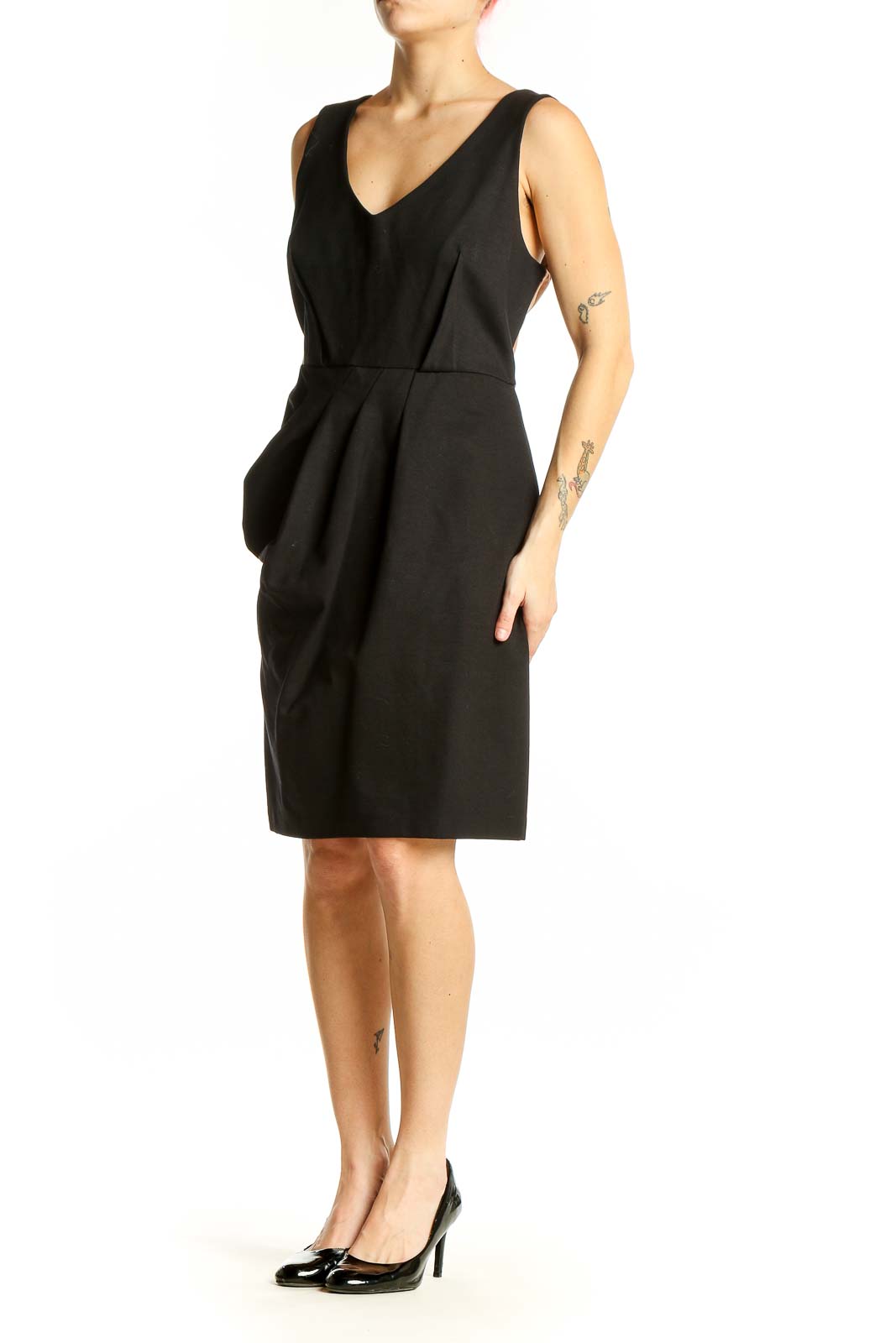 Front view of black Ali Ro cocktail dress with V-neck and pleated waist