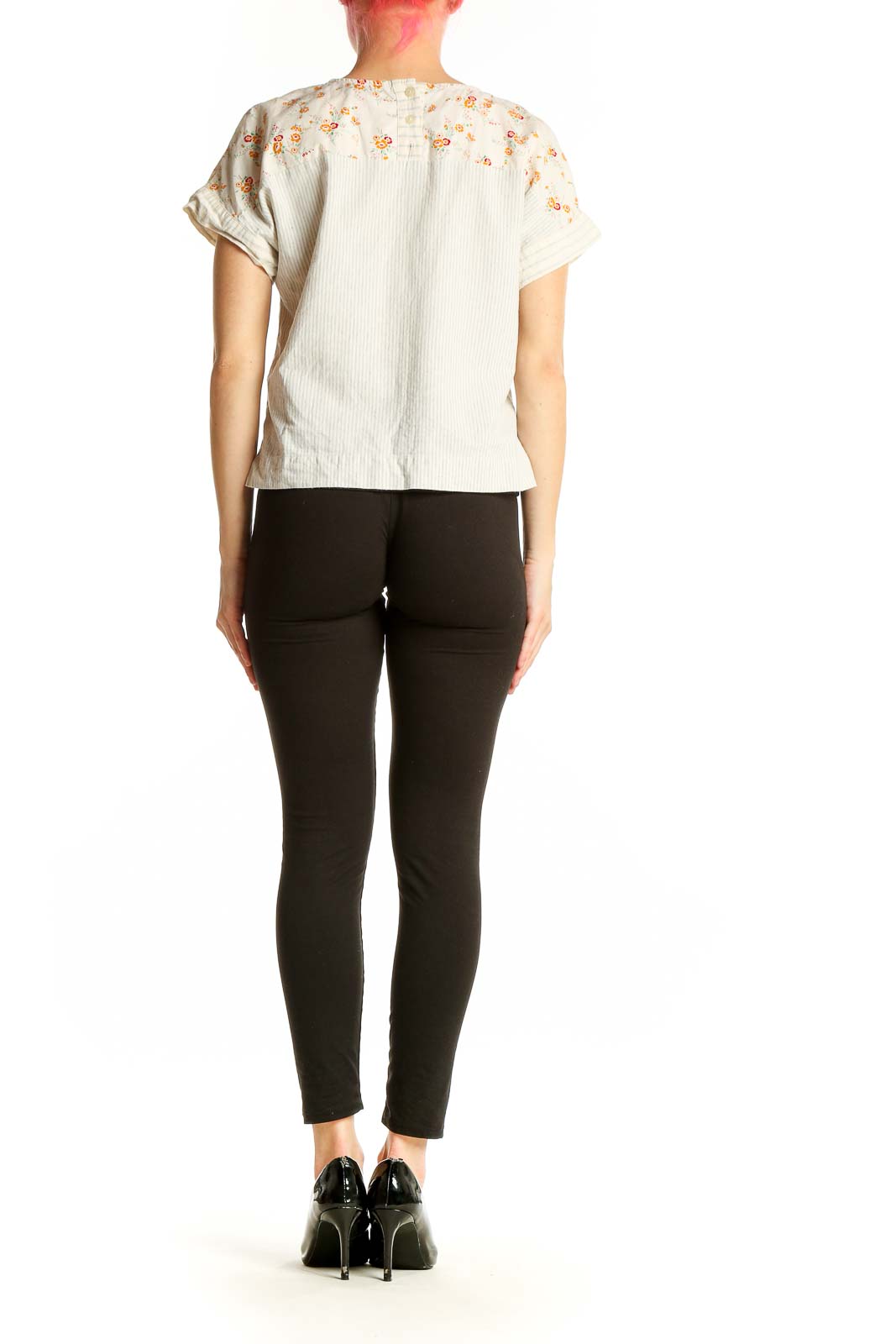 Side view of Madewell white cotton top showing relaxed fit and side slit