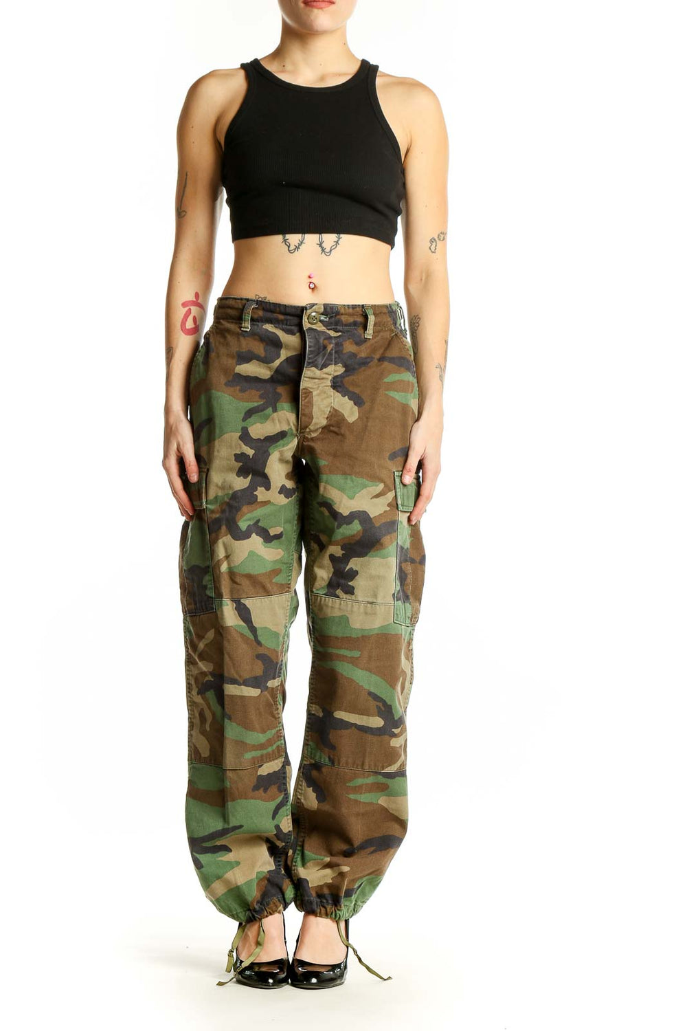 Front view of SilkRoll green camouflage cargo pants with multiple pockets