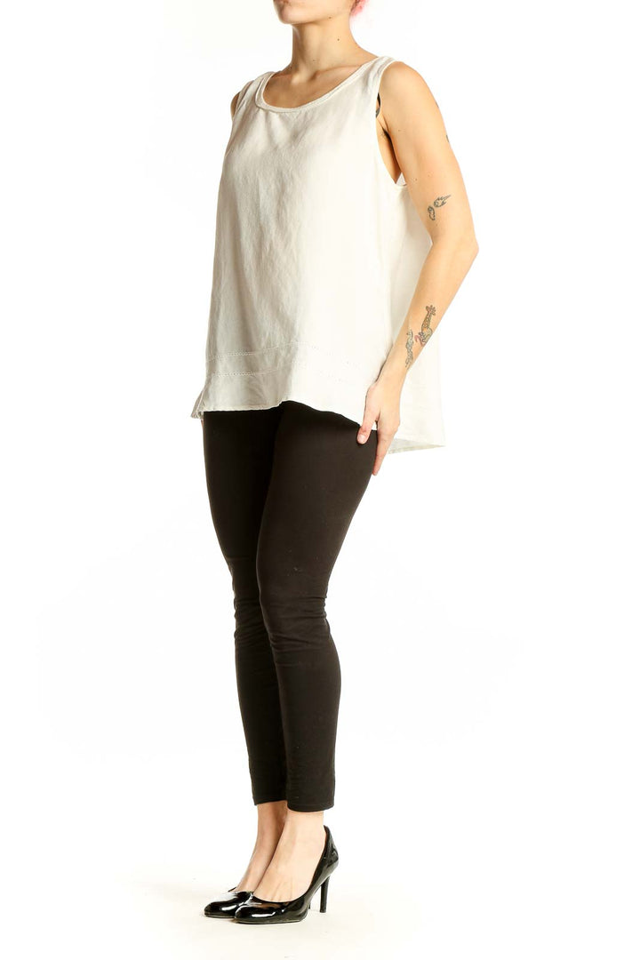 Front view of Renuar ivory linen-blend sleeveless top with scoop neckline