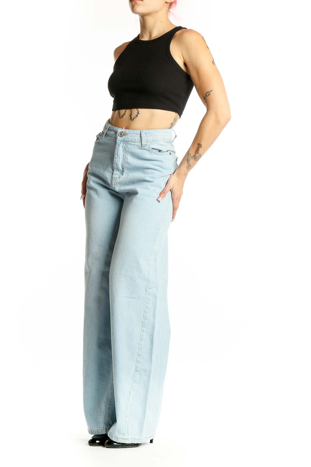 Front view of Dixie light blue wide-leg jeans on model