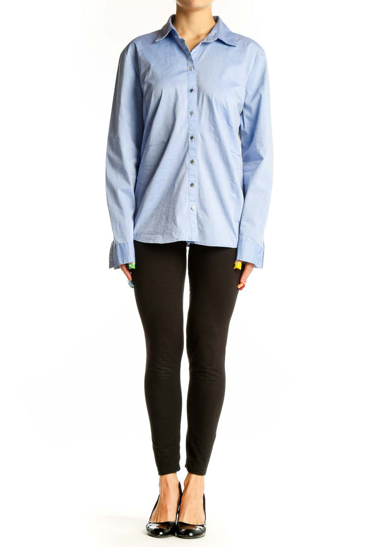 Front view of 7th Avenue light blue button-up collared shirt on model