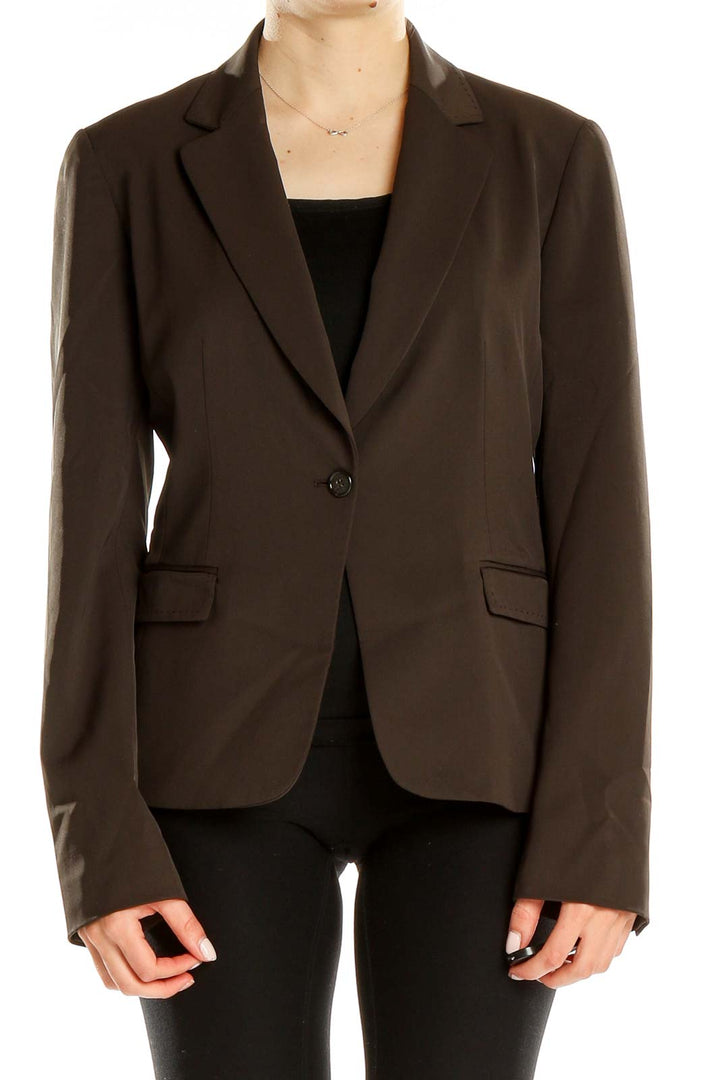 Front view of Tahari brown single-button blazer on model