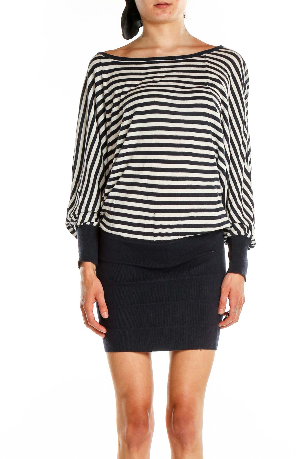 Shop BCBG MaxAzria Clothing and Knits at SilkRoll. Trade with us!
