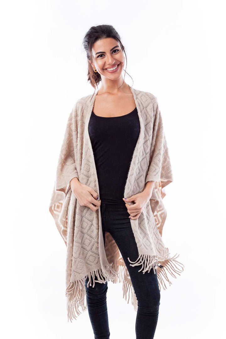 Beige Diamond Pattern Poncho