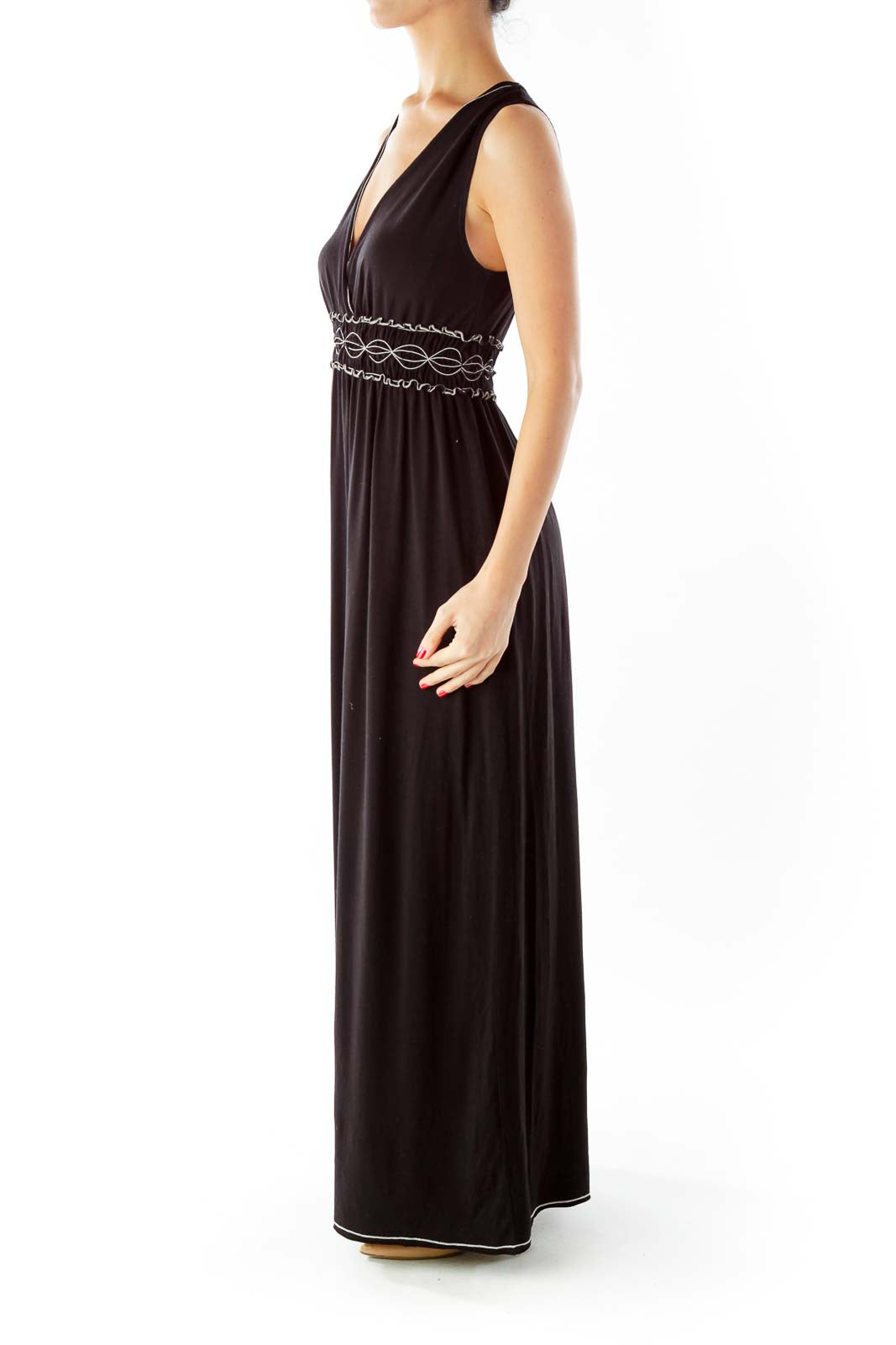 Black White Scrunched V-Neck Maxi Dress