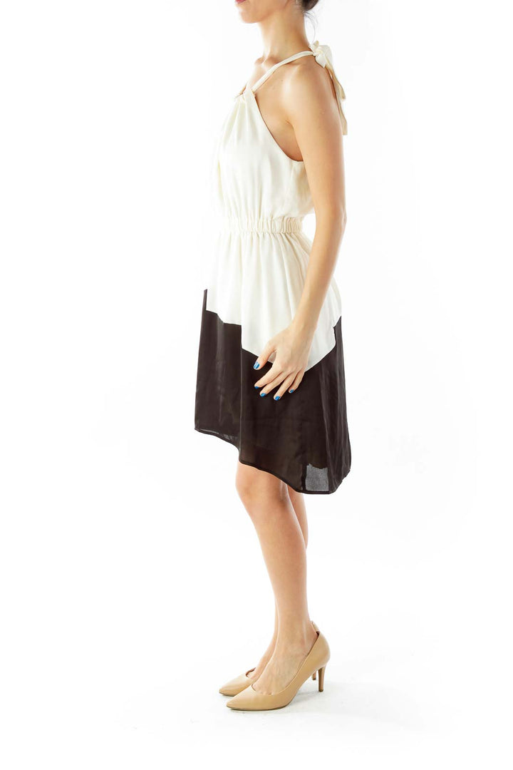 Cream Black Scrunched Sleeveless Day Dress