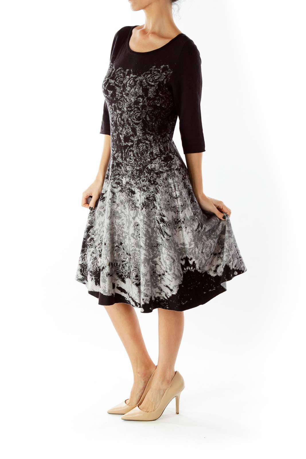 Black White Gray Floral Three Quarter Sleeve Knit Dress