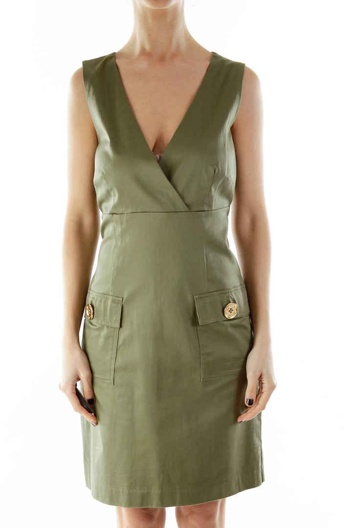 Green V-neck Buttoned Dress