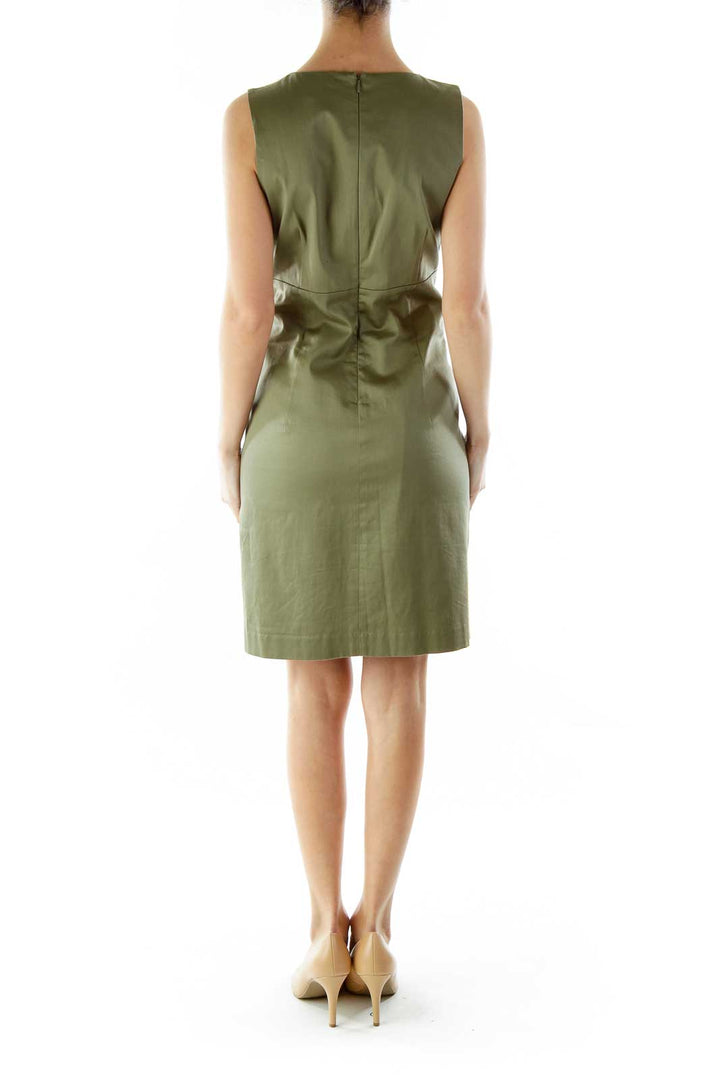 Green V-neck Buttoned Dress