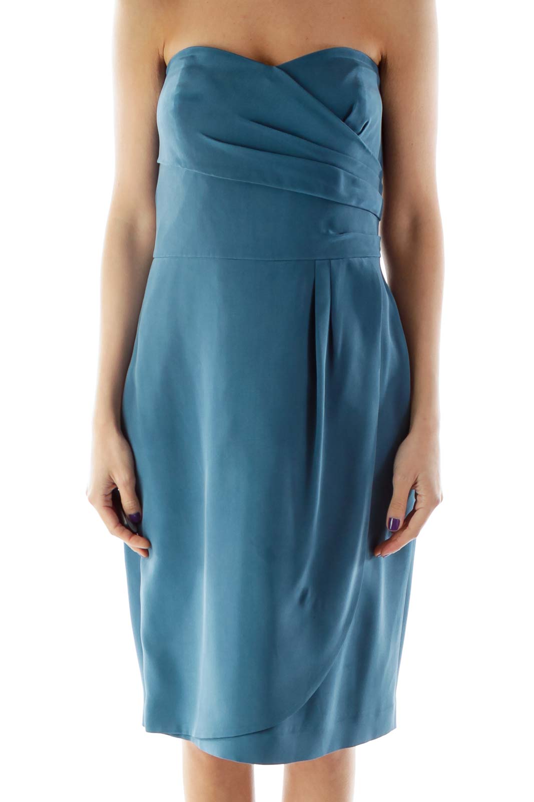 Shop Ann Taylor clothing and handbags at SilkRoll. Trade with us!