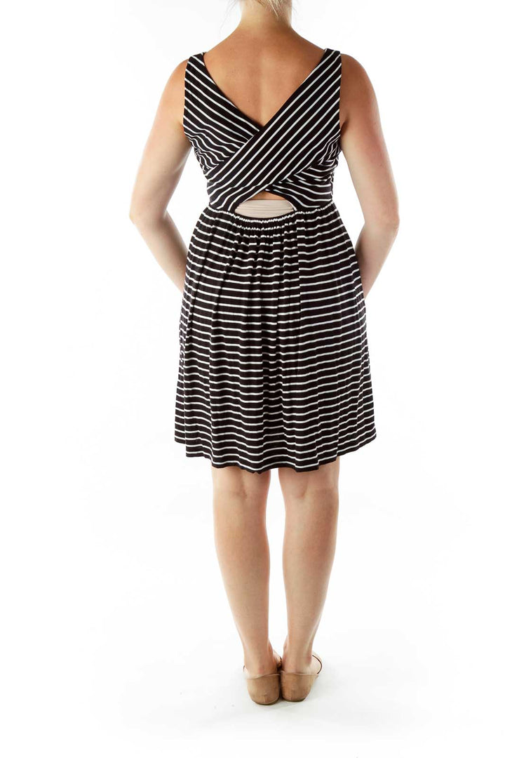 Black White Pinstripe V-neck Jersey Dress