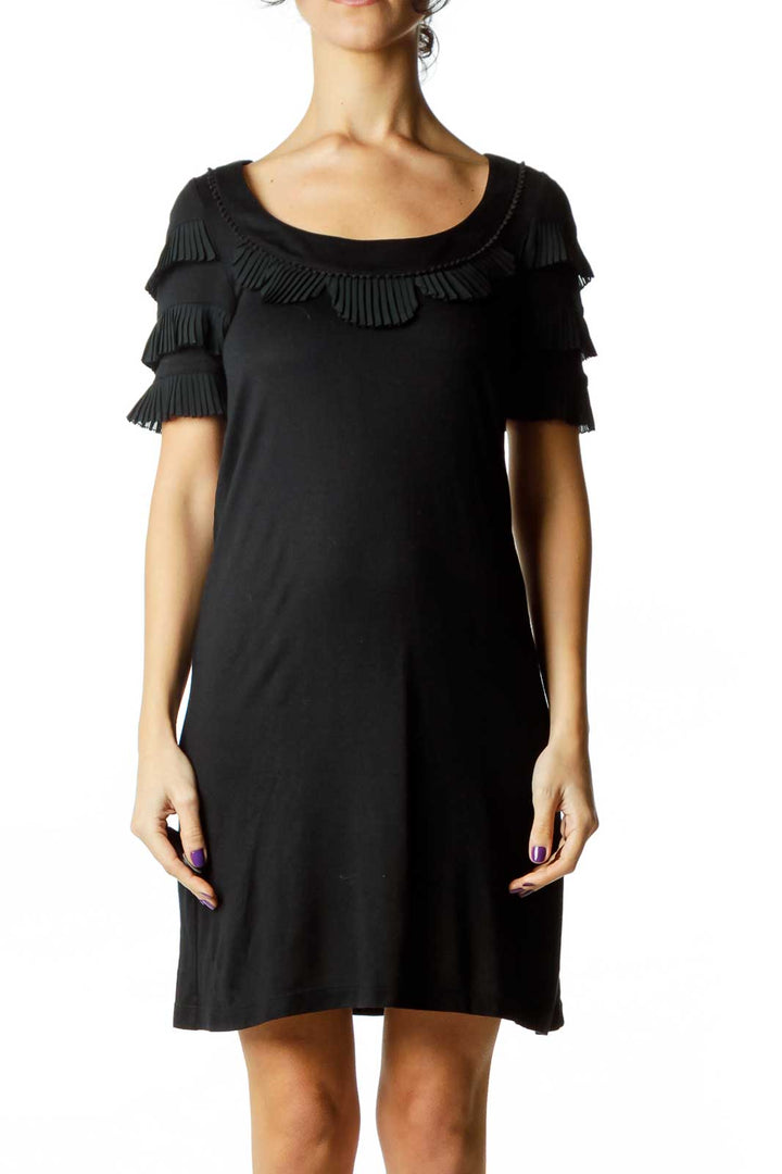 Black Pleat Detailed Dress