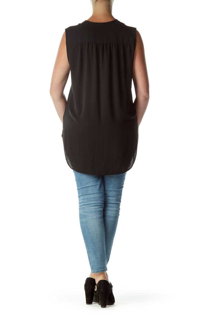 Black V-Neck Sleeveless Blouse