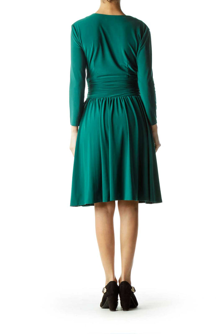 Green Scrunch Waist V-neck Dress