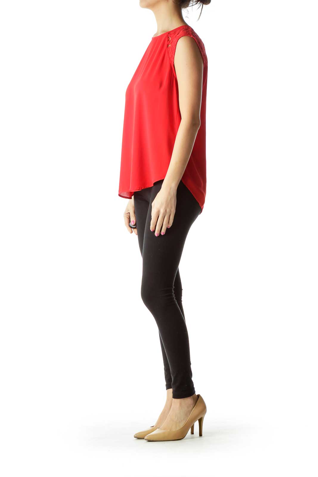 Red Lace Detailed Sleeveless Blouse