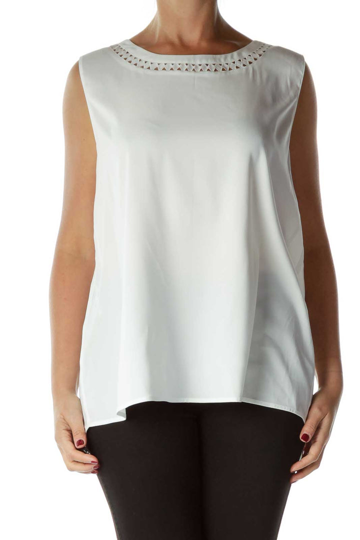 White Round Neck Trim Sleeveless Blouse