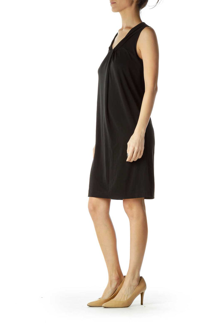 Black Round Neck Shift Dress