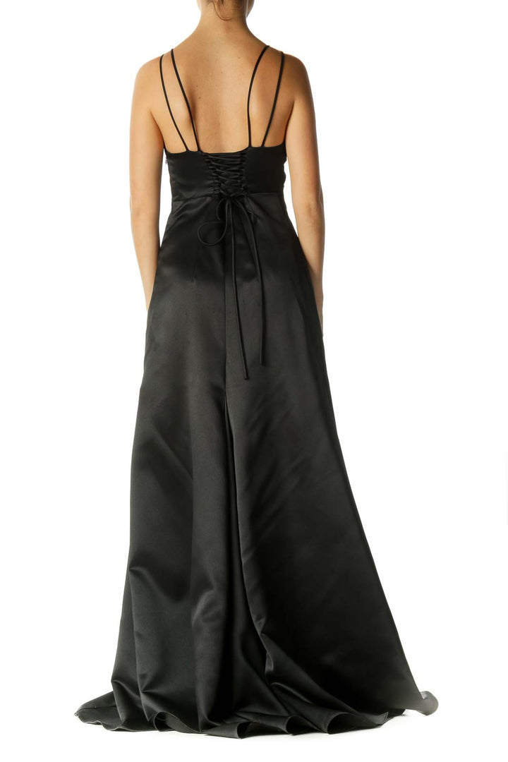 Black V-Neck Trumpet Evening Dress