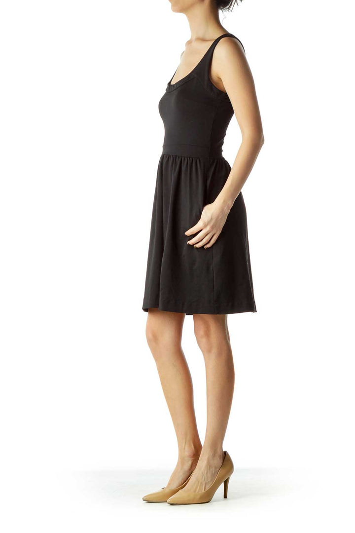 Black Sleeveless Fitted Day Dress